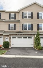 813 SPRING ROCK COURT, Mechanicsburg, PA 17055