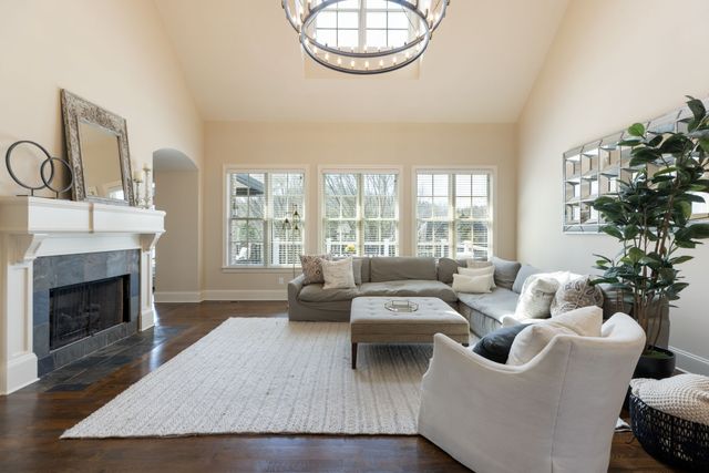 486 Sterns Crossing, Brentwood, TN 37027