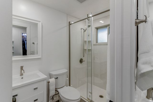 330 E 3325 N, North Ogden, UT 84414