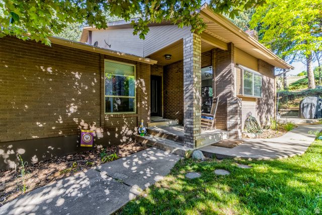 330 E 3325 N, North Ogden, UT 84414