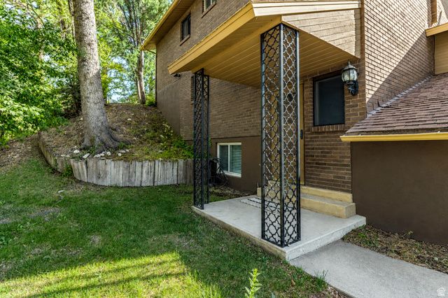 330 E 3325 N, North Ogden, UT 84414