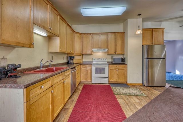 14862 W State Hwy 77, Hayward, WI 54843