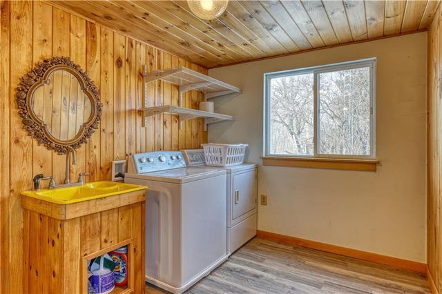 14862 W State Hwy 77, Hayward, WI 54843