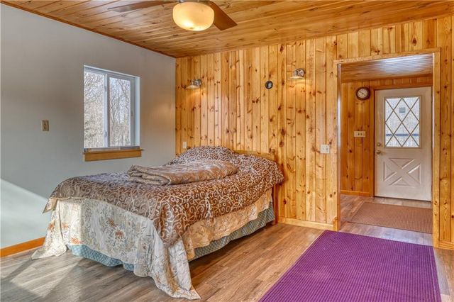 14862 W State Hwy 77, Hayward, WI 54843