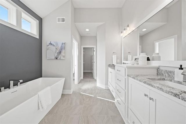 4413 Tee Box Drive, Basehor, KS 66007