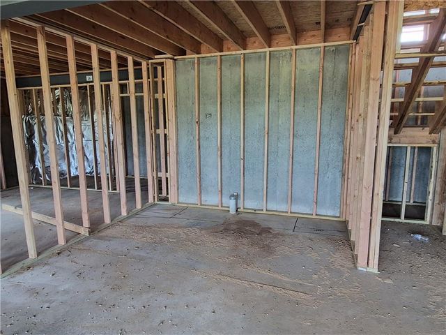 4413 Tee Box Drive, Basehor, KS 66007