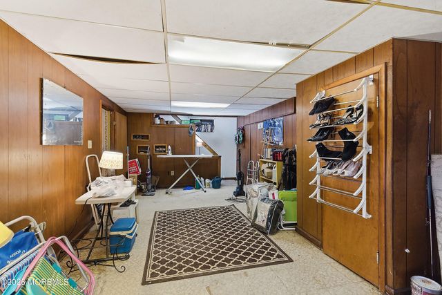 325 Hollie Drive E, Belford, NJ 07718