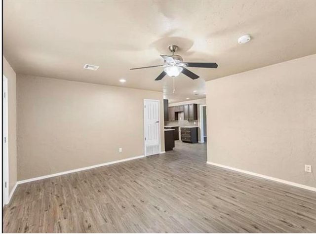 508 SW 70th St, Lawton, OK 73505
