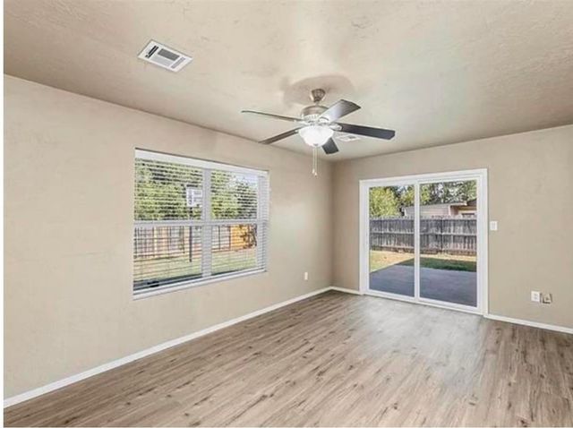 508 SW 70th St, Lawton, OK 73505