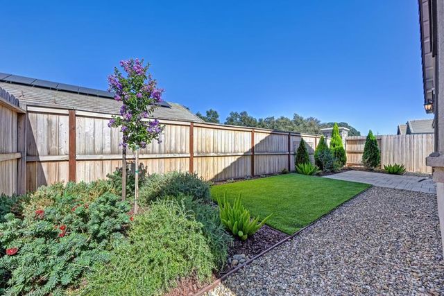 1711 Carson River Loop, Lincoln, CA 95648