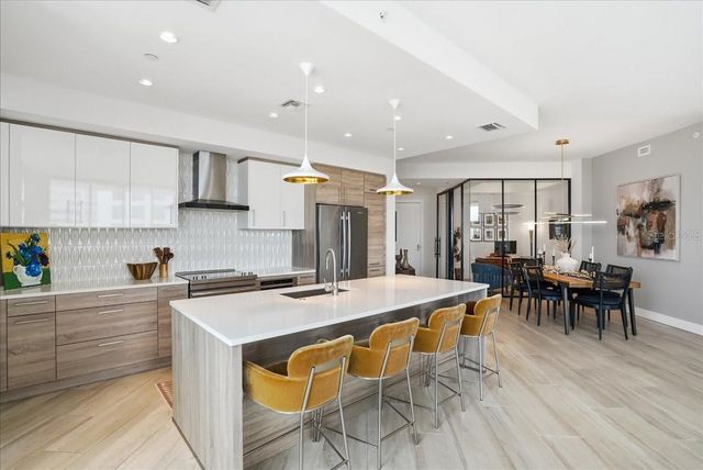 111 S PINEAPPLE AVENUE 714, Sarasota, FL 34236