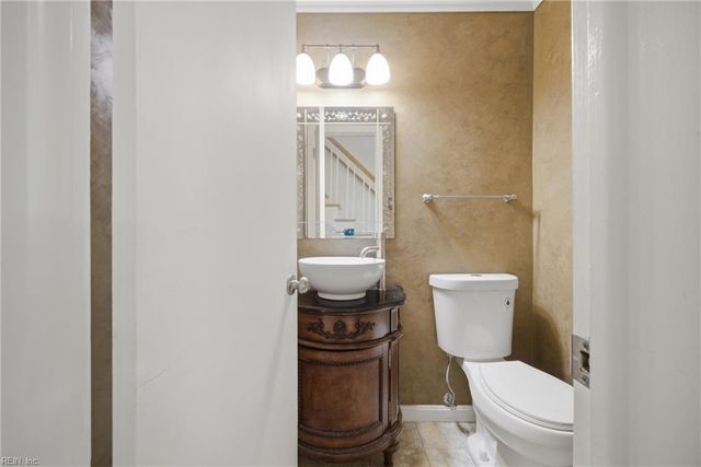 344 Coventry RD, Virginia Beach, VA 23462