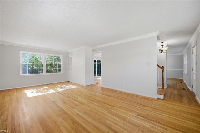 344 Coventry RD, Virginia Beach, VA 23462
