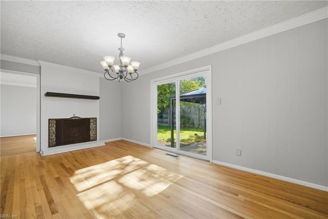 344 Coventry RD, Virginia Beach, VA 23462