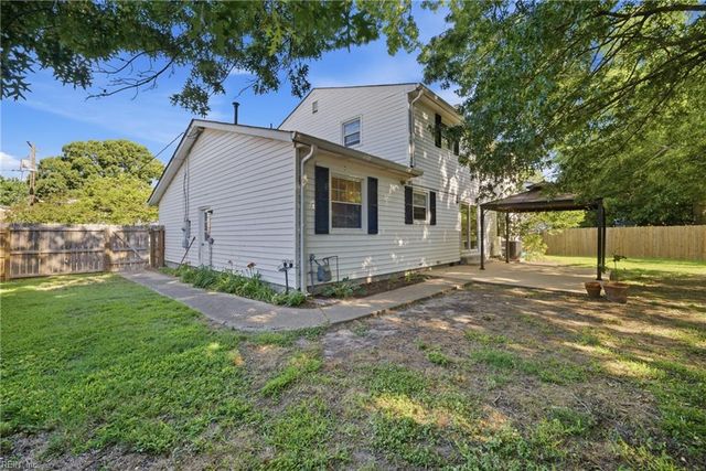 344 Coventry RD, Virginia Beach, VA 23462