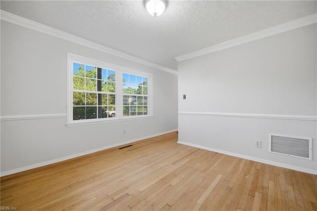 344 Coventry RD, Virginia Beach, VA 23462