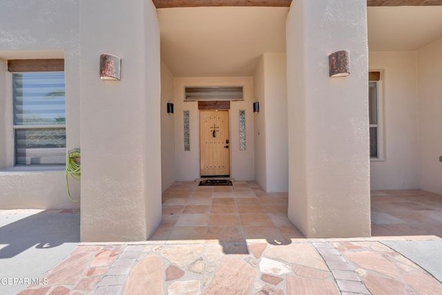6388 CALLE PLACIDO Drive, El Paso, TX 79912