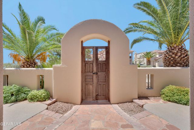 6388 CALLE PLACIDO Drive, El Paso, TX 79912