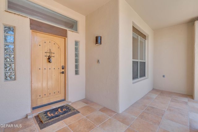 6388 CALLE PLACIDO Drive, El Paso, TX 79912
