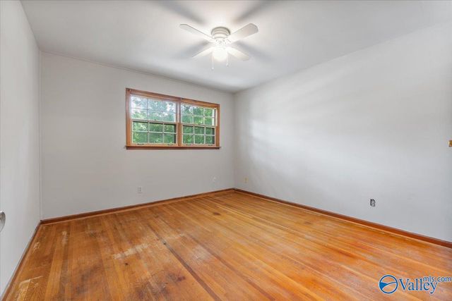 3129 Millbrook Drive NW, Huntsville, AL 35810