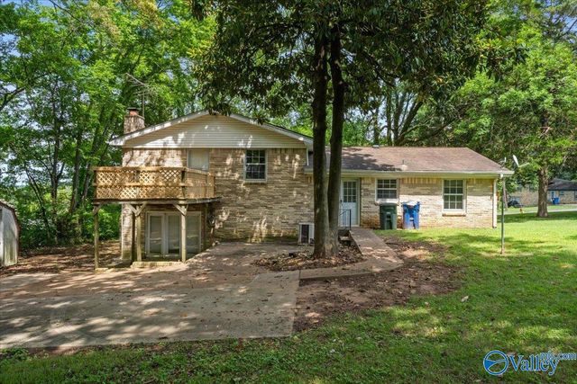 3129 Millbrook Drive NW, Huntsville, AL 35810