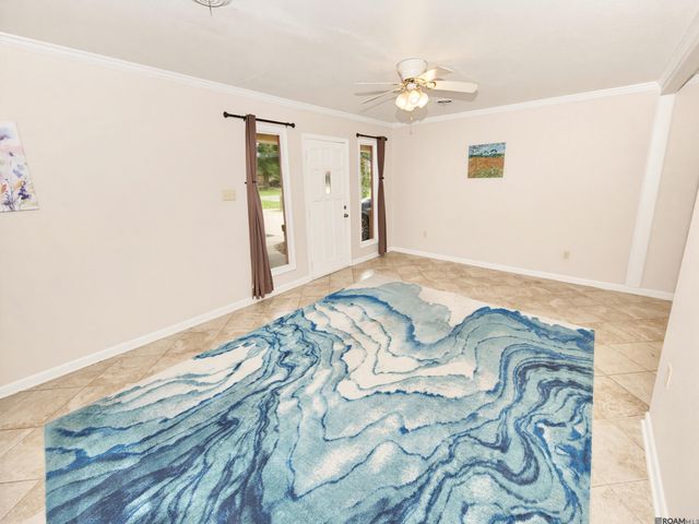 8320 N Essen Heights Ct, Baton Rouge, LA 70809