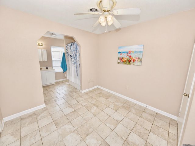 8320 N Essen Heights Ct, Baton Rouge, LA 70809