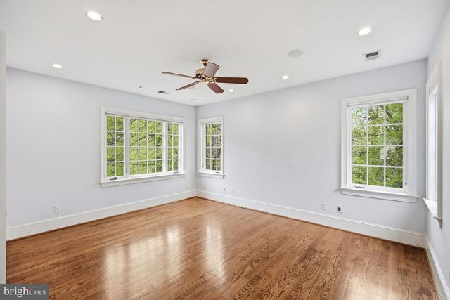 2318 NEBRASKA AVE NW, Washington, DC 20016