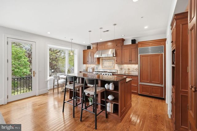 2318 NEBRASKA AVE NW, Washington, DC 20016