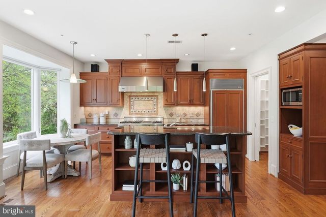 2318 NEBRASKA AVE NW, Washington, DC 20016