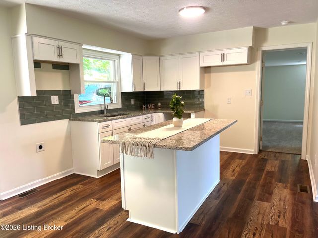 1729 J M Mercer Campsite Rd, Hudson, KY 40145