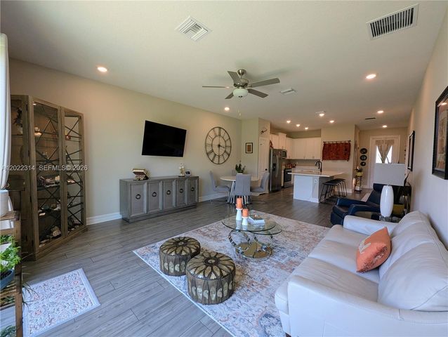 5103 Joyous Pl, Fort Pierce, FL 34947