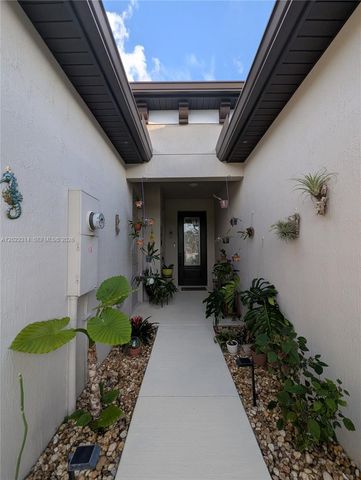 5103 Joyous Pl, Fort Pierce, FL 34947