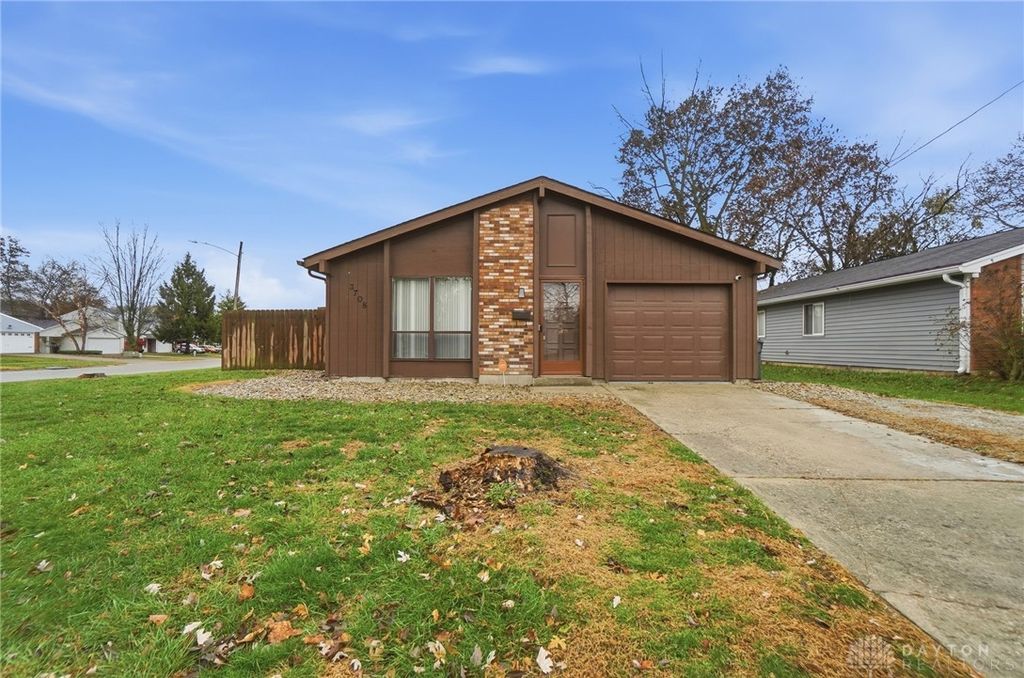 3708 Greenwood Drive, Middletown, OH 45044