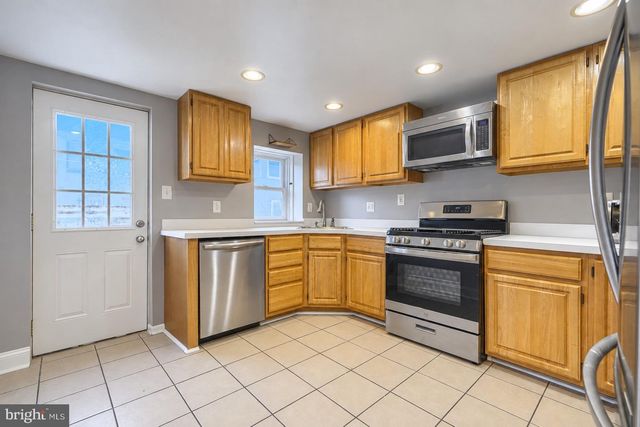 815 WOODWARD ST, Baltimore, MD 21230
