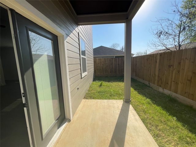 3535 Spring Avenue, Dallas, TX 75210