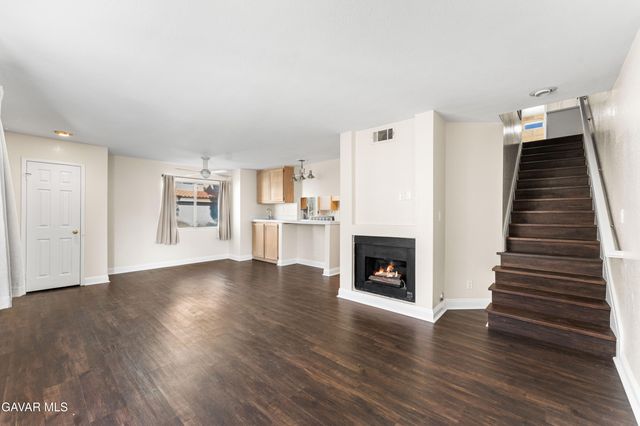 43465 30th Street Unit 4, Lancaster, CA 93536
