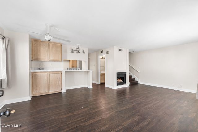 43465 30th Street Unit 4, Lancaster, CA 93536