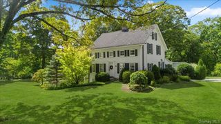 521 Barrett Hill Road, Mahopac, NY 10541