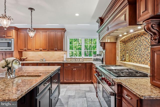 630 LEOPARD RD, Berwyn, PA 19312