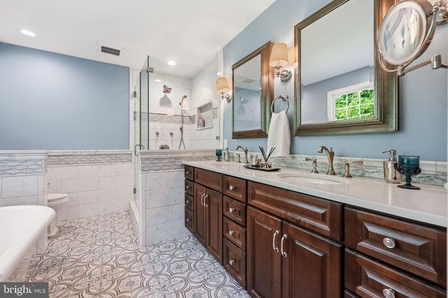 630 LEOPARD RD, Berwyn, PA 19312