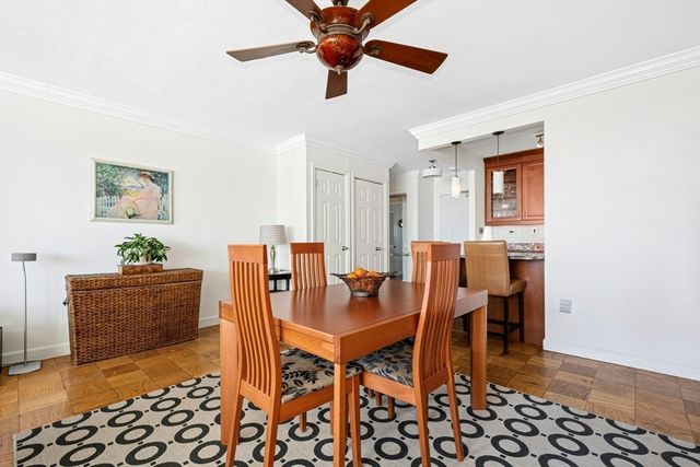 8 Whittier Pl 22D, Boston, MA 02114