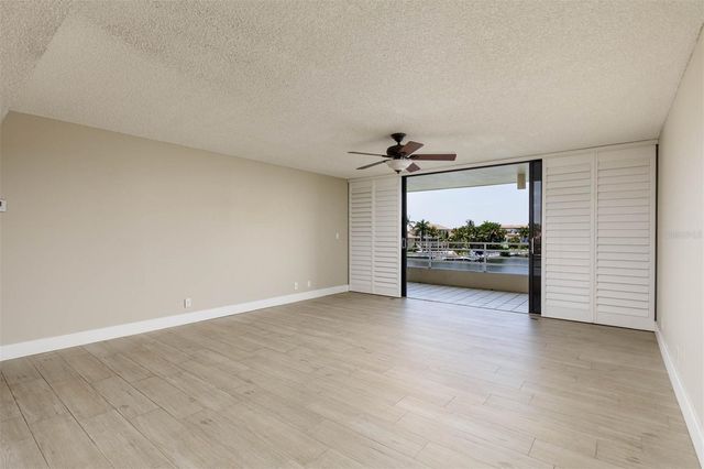 2775 KIPPS COLONY DRIVE S 205, St Petersburg, FL 33707