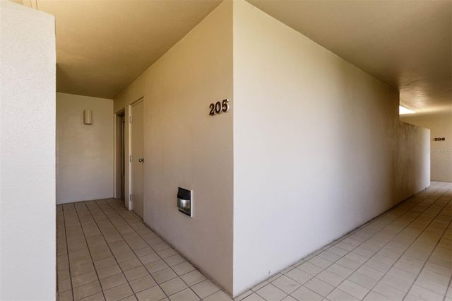 2775 KIPPS COLONY DRIVE S 205, St Petersburg, FL 33707