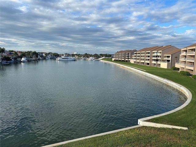 2775 KIPPS COLONY DRIVE S 205, St Petersburg, FL 33707