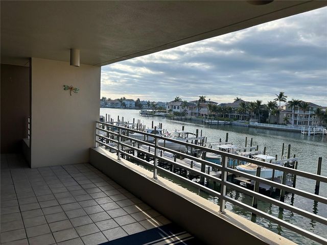 2775 KIPPS COLONY DRIVE S 205, St Petersburg, FL 33707
