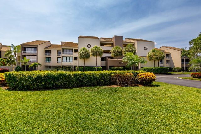 2775 KIPPS COLONY DRIVE S 205, St Petersburg, FL 33707