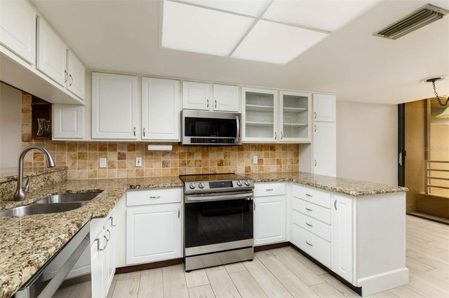 2775 KIPPS COLONY DRIVE S 205, St Petersburg, FL 33707