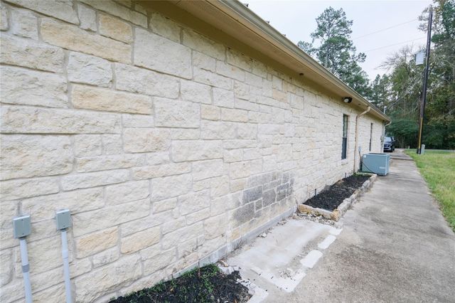 63 Lakeway Drive, Trinity, TX 75862