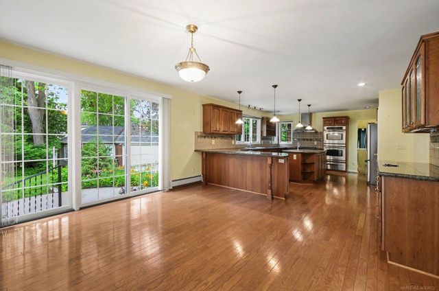 130 S Wilson Boulevard, Mt Clemens, MI 48043